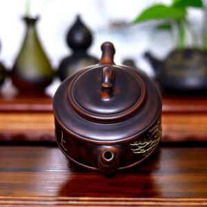 Handmade Nixing clay teapot - artisan pottery from Qinzhou, China