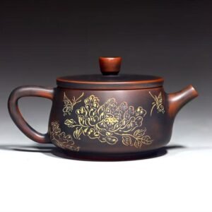 Handmade Nixing clay teapot - artisan pottery from Qinzhou, China