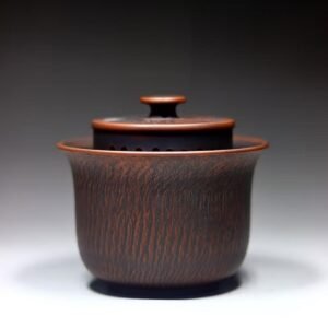 Handmade Nixing clay teapot - artisan pottery from Qinzhou, China