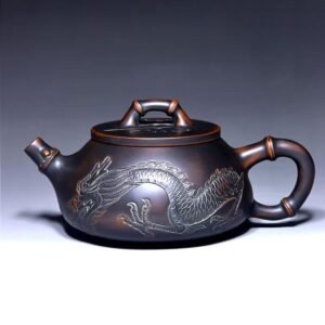 Handmade Nixing clay teapot - artisan pottery from Qinzhou, China