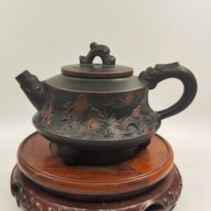 Handmade Nixing clay teapot, Dragon Zun style - artisan pottery from Qinzhou, China