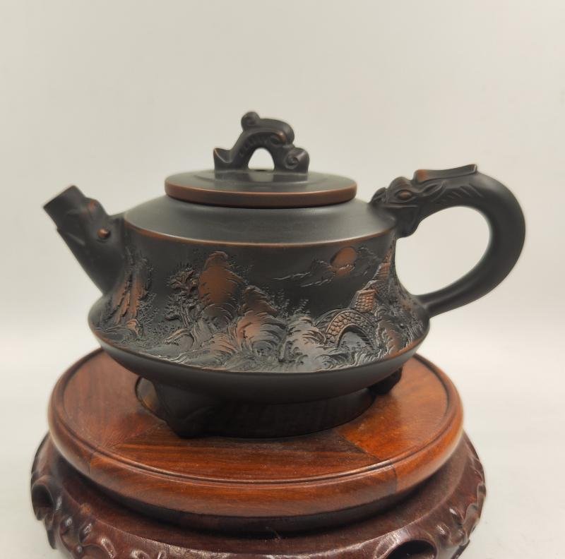Handmade Nixing clay teapot, Dragon Zun style - artisan pottery from Qinzhou, China
