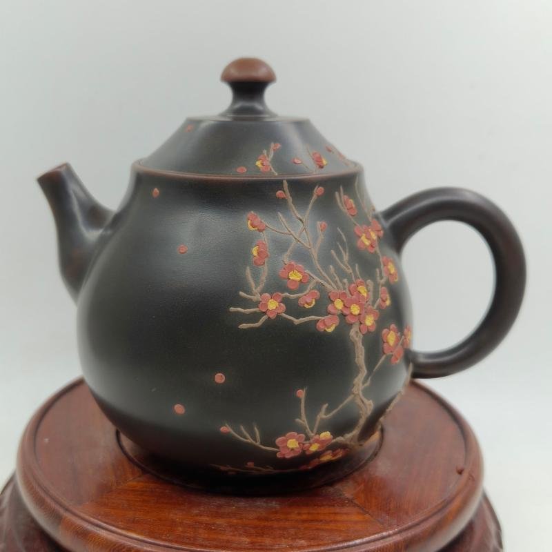 Handmade Nixing clay teapot, Xishi style - artisan pottery from Qinzhou, China