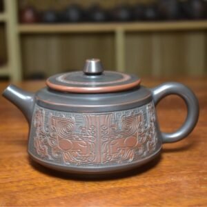 Handmade Nixing clay teapot, Golden-Capacity Overlord style - artisan pottery from Qinzhou, China