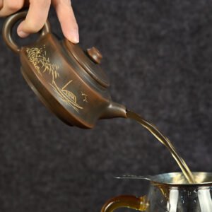 Handmade Nixing clay teapot, Zhou Pan Line-Engraved style - artisan pottery from Qinzhou, China