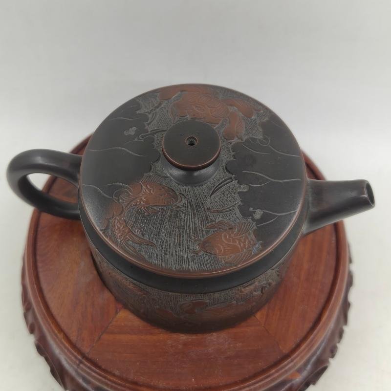 Hand-carved Nixing clay teapot, Lotus & Fish style - product detail view 3